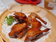 秘制脆皮乳鸽-避风塘·金牌店·夜宵(金玉兰店)