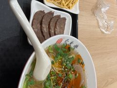 -鼎义丰功夫面(东方圣克拉店)