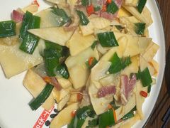 -民间瓦缸煨汤館(嵩山路店)