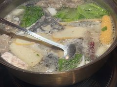 -喃喃椰·糟粕醋·椰子鸡火锅(七堡花园店)