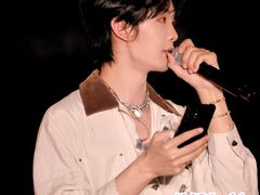 -成都金融城演艺中心-成都大魔方