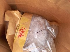 -红宝石·鲜奶小方·海派西点房(长阳店)