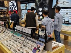 -LOHO眼镜(北京朝北大悦城店)