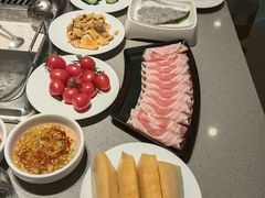 -海底捞火锅(宝龙广场夜宵主题店)