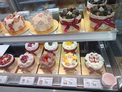 -花花卷卷·鲜食蛋糕(静安久光百货店)