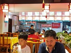 大堂-陈寔包子王·卤煮小肠·京味小吃(龙潭店)