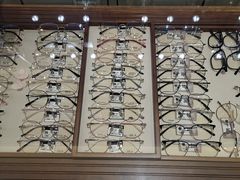 -博士眼镜(沙井京基百纳广场店)