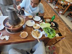 -楼外楼大刀肉传统火锅居(博学路店)