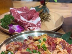 -青瓦餐厅·生鱼片·韩园烤肉(西塔店)