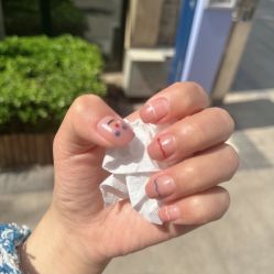 -济南花里美甲美睫