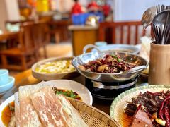 锅边馍馍-六合居·明厨亮灶餐厅(成双大道店)
