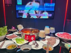 -唯爱KTV聚会餐厅(仙林东城汇店)
