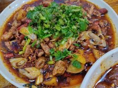 -杨三娘跷脚牛肉(羊子山西路店)