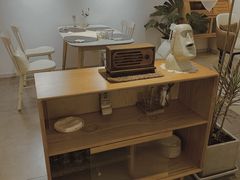 -露露家咖啡店