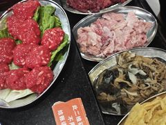 -牛一煲美食(江高店)