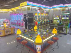 -爱玩嘉年华(龙湖曲江天街店)