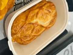 -HOT CRUSH趁热集合·现烤面包(上海环球港店)
