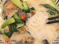 -鲜越鲜鱼粉(财富购物中心店)