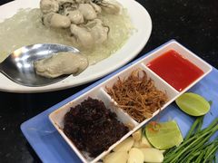 -光海鲜鱼翅餐厅(叻差拉披色路店)