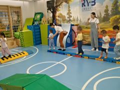 -红黄蓝成长中心(海淀上地店)