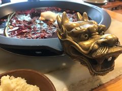 -黄潇洒老火锅(九眼桥宏济巷店)