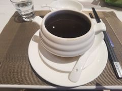 麦冬生熟地炖黑豆-若蘭慈·无国界素食料理(欢乐海岸店)