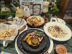 -秘密旅行Bonjour(黑金冠 江南西店)