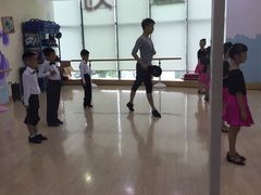 -刘诗昆艺术学校(一品天下校区)