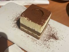 -必胜客(滨江店)