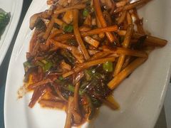 -南京金牛湖巨碗鱼头
