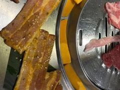 -哈哈碳都·牛肋条无限自助烤肉(台江万达店)
