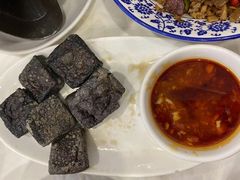 油炸臭豆腐-新新湘菜馆(新中街二条店)