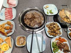 -金滏山烤肉·海鲜·火锅自助餐厅(襄阳万达店)
