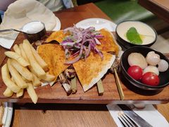 -ELI FALAFEL Lebanese&Mediterranean黎巴嫩美食(富城路店)