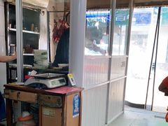 -煲煲香快餐(南京路店)