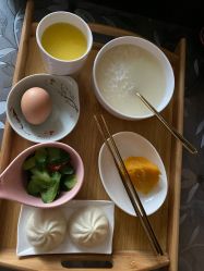 -卓玥国际月子会所(罗山路店)