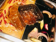 鸳鸯冬阴功锅-串一火锅(赛格国际购物中心店)
