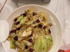 -阿瓦山寨·湘菜现炒·剁椒鱼头王(咸阳总店)