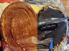 巧克力蝴蝶酥-Salon de The de Joel Robuchon(外滩18号店)