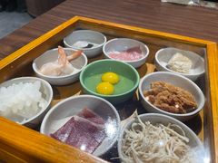-良米山·云南野生菌过桥米线(上海首店)