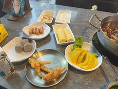 -罗二娘·鲜切牛自助火锅(罗湖东门步行街店)