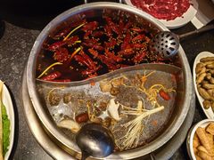 -周师兄大刀腰片火锅(财富中心店)