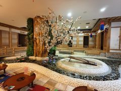 -恒坤北纬42度温泉洗浴(公园路店)