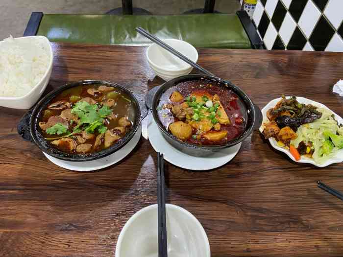全享砂锅居(新光路店"跟老年人吃饭天天只能吃点清淡的砂锅排骨.