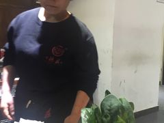 -重庆德庄火锅(体育中心店)
