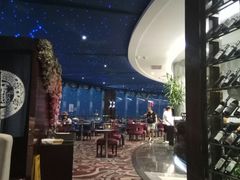 -粤海酒店-旋转餐厅