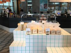 -Dough&Joe团憩(瑞虹天地月亮湾店)