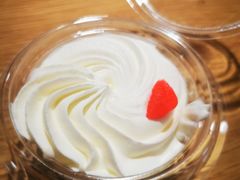 摩卡掼奶油-红宝石·鲜奶小方·海派西点房(联洋店)