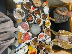 -锤头鲨毛肚海鲜烤肉自助餐厅(国购广场店)