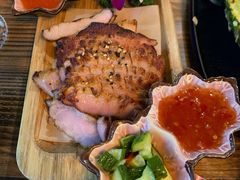 金牌炭烧秘制猪颈肉-Hi YOU你的饭局泰餐厅(雍和宫店)